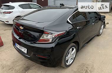 Хэтчбек Chevrolet Volt 2018 в Киеве