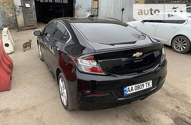 Хэтчбек Chevrolet Volt 2018 в Киеве