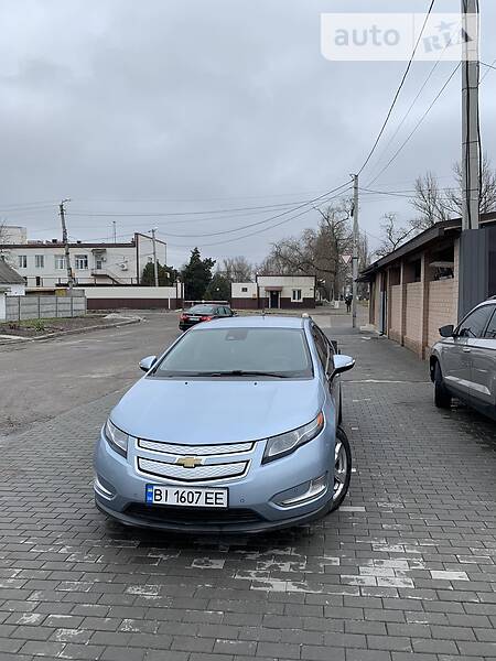 Лифтбек Chevrolet Volt 2012 в Кременчуге