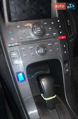 Хэтчбек Chevrolet Volt 2013 в 