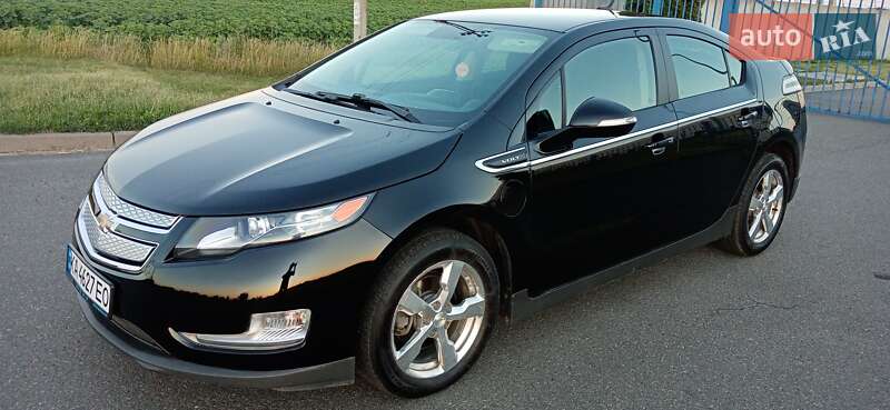 Лифтбек Chevrolet Volt 2013 в Киеве