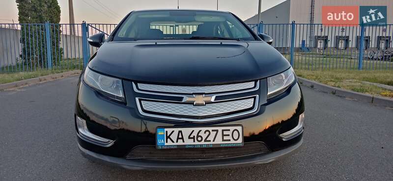 Лифтбек Chevrolet Volt 2013 в Киеве