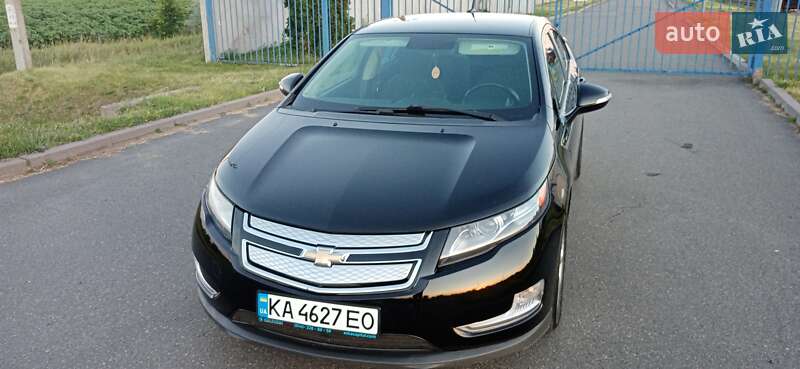 Лифтбек Chevrolet Volt 2013 в Киеве