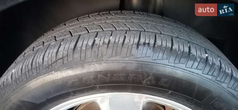 Лифтбек Chevrolet Volt 2013 в Киеве