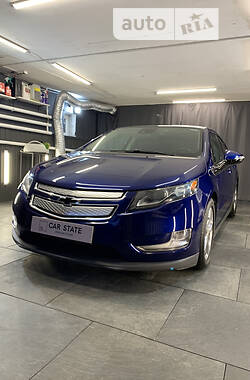 Лифтбек Chevrolet Volt 2013 в Киеве