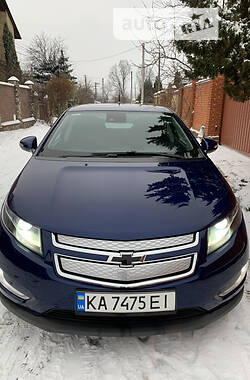 Лифтбек Chevrolet Volt 2013 в Киеве