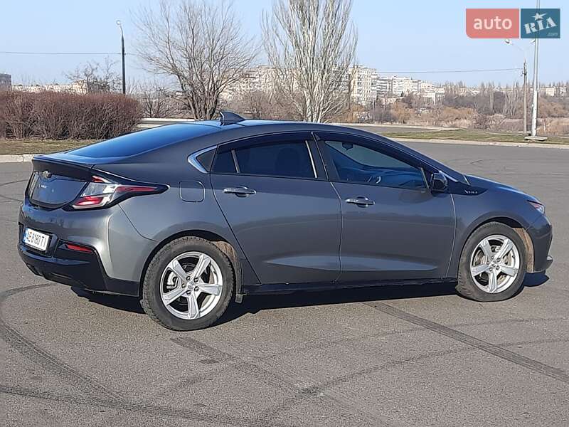 Хэтчбек Chevrolet Volt 2016 в Краковце