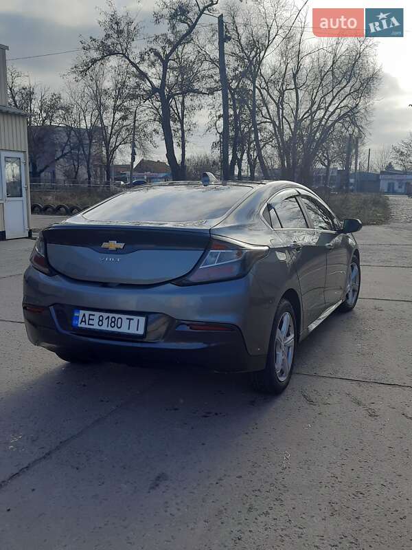 Хэтчбек Chevrolet Volt 2016 в Краковце