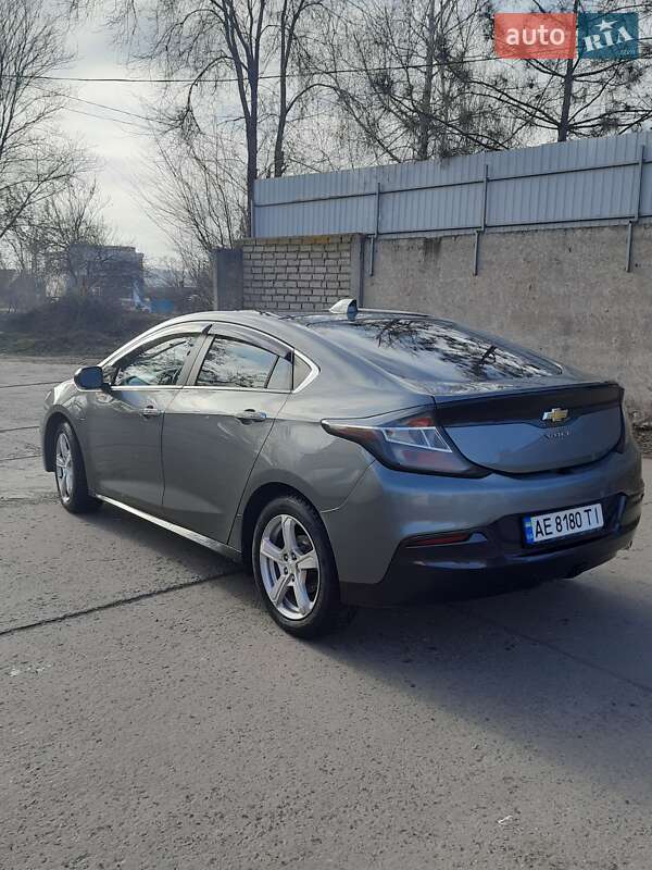 Хэтчбек Chevrolet Volt 2016 в Краковце