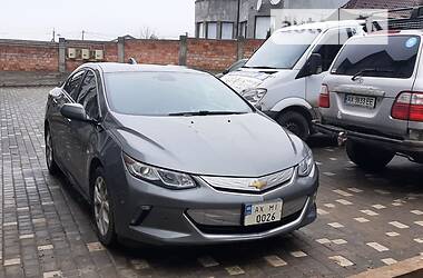 Лифтбек Chevrolet Volt 2016 в Черновцах