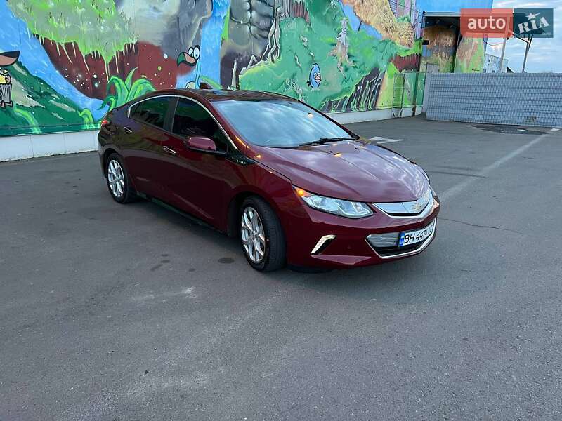 Лифтбек Chevrolet Volt 2016 в Одессе