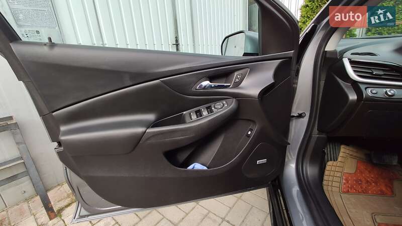 Хэтчбек Chevrolet Volt 2019 в Каменец-Подольском фото 49 Хэтчбек Chevrolet Volt 2019 в Каменец-Подольском