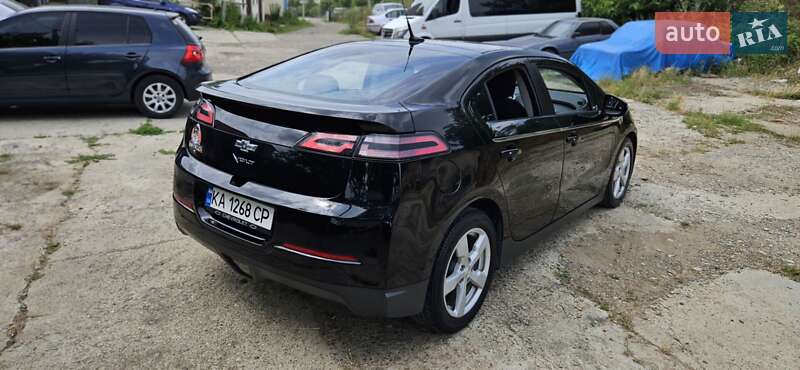 Хэтчбек Chevrolet Volt 2013 в Черновцах