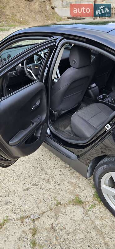 Хэтчбек Chevrolet Volt 2013 в Черновцах