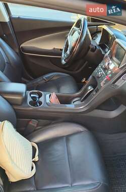 Хэтчбек Chevrolet Volt 2014 в Южноукраинске