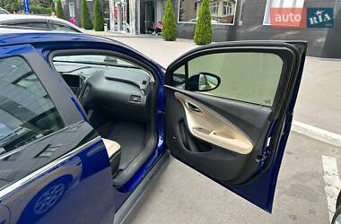 Хэтчбек Chevrolet Volt 2012 в Киеве