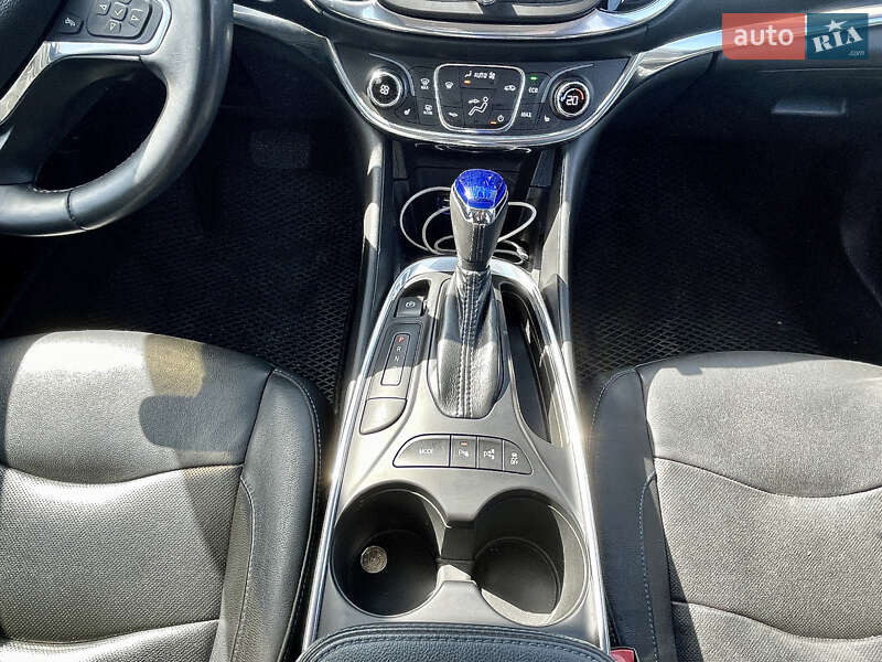 Хэтчбек Chevrolet Volt 2015 в Одессе