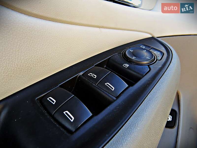 Хэтчбек Chevrolet Volt 2016 в Черкассах