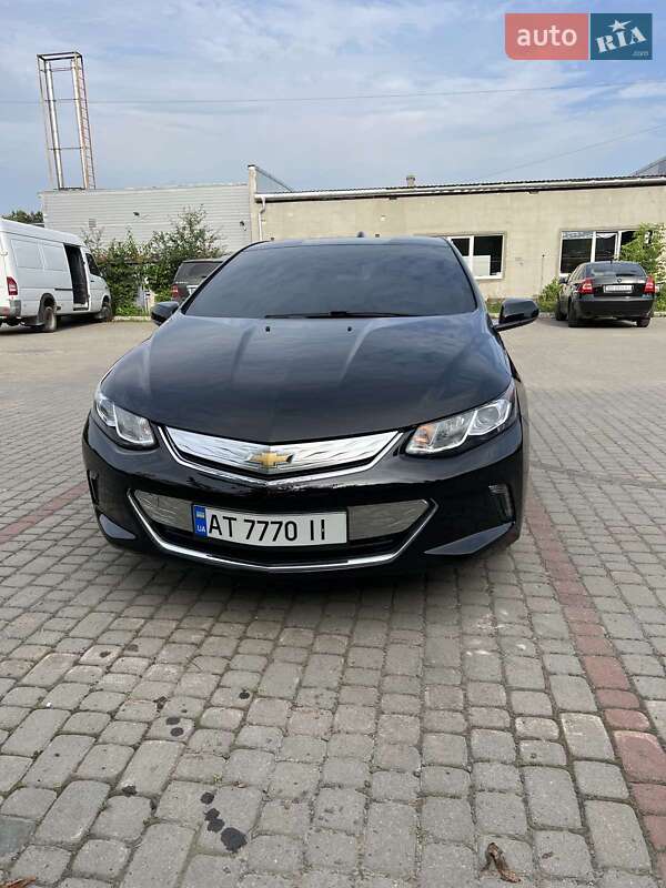 Хэтчбек Chevrolet Volt 2016 в Ивано-Франковске