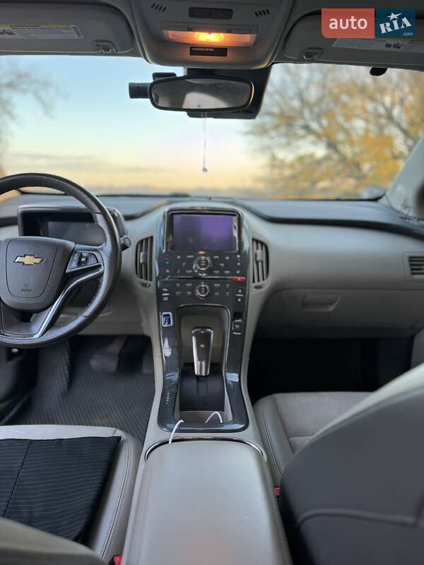 Хэтчбек Chevrolet Volt 2013 в Кременчуге