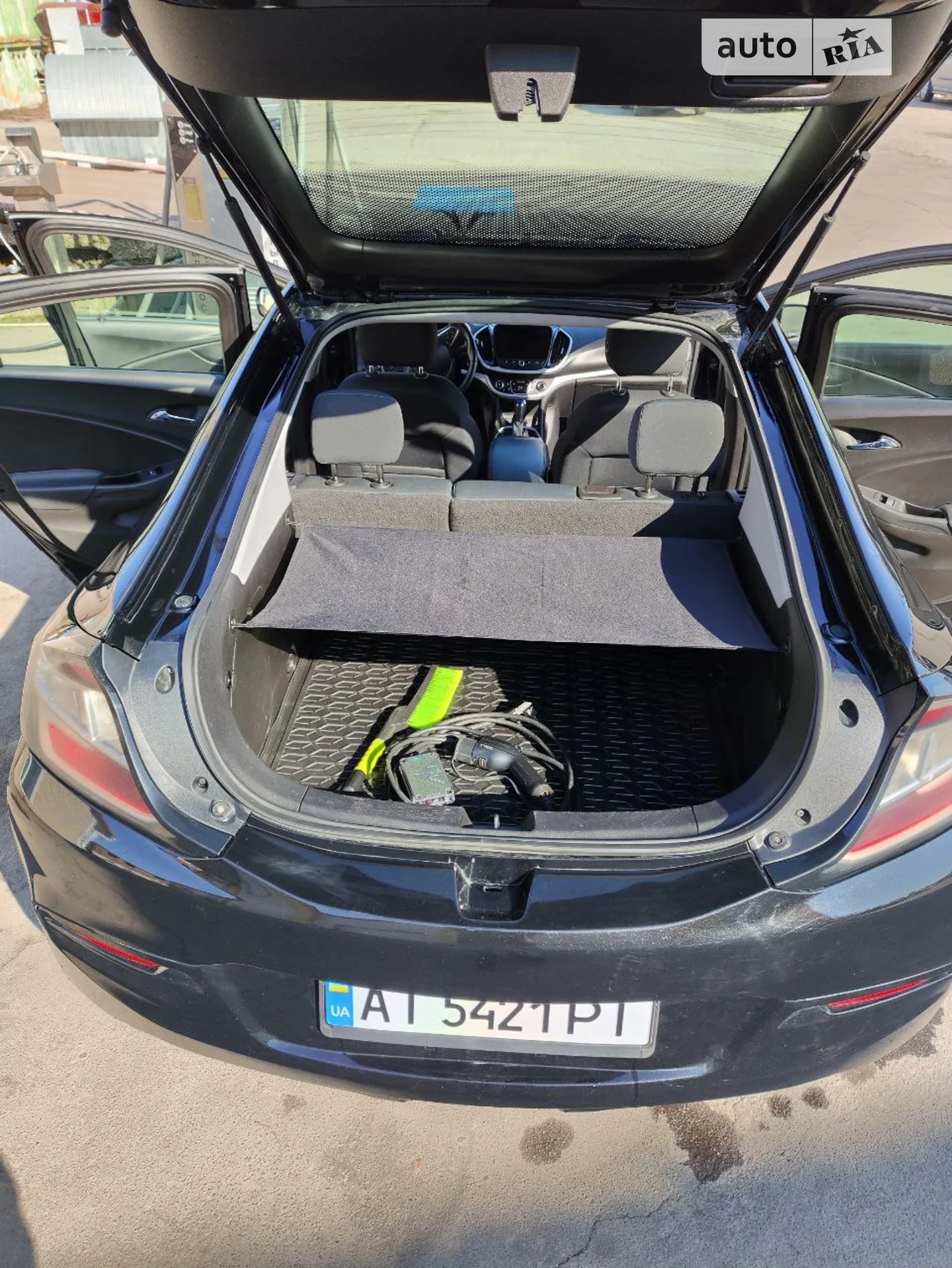 2016 Chevrolet Volt - мініатюра 8