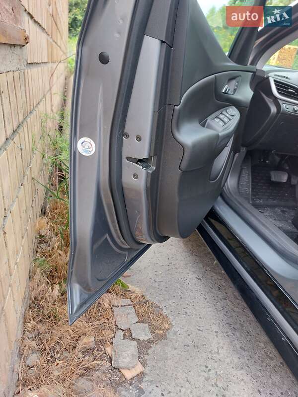 Хетчбек Chevrolet Volt 2017 в Обухові фото 22 Хетчбек Chevrolet Volt 2017 в Обухові