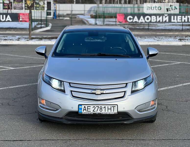 Хэтчбек Chevrolet Volt 2012 в Киеве