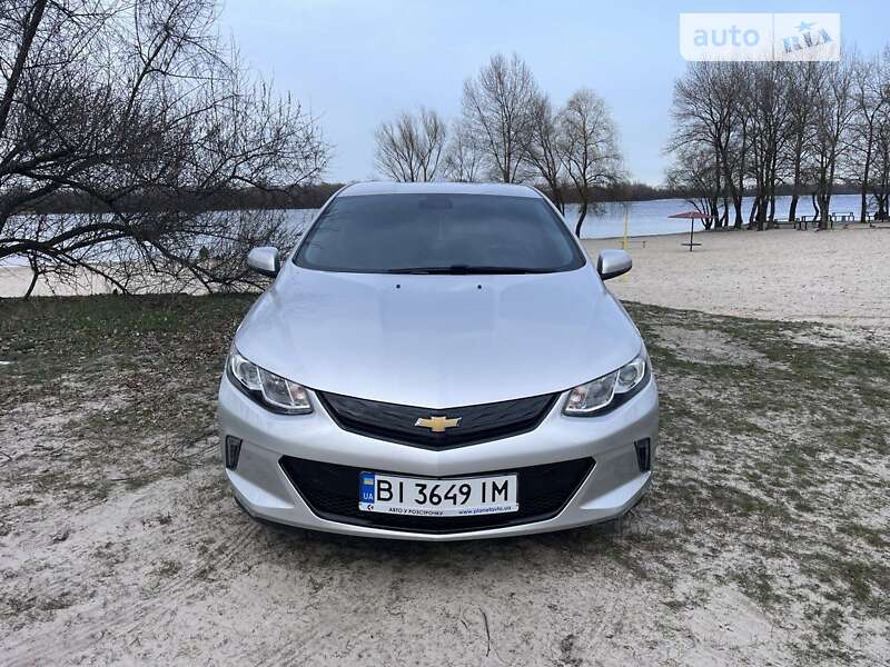Хэтчбек Chevrolet Volt 2016 в Кременчуге