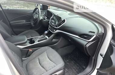 Хэтчбек Chevrolet Volt 2016 в 