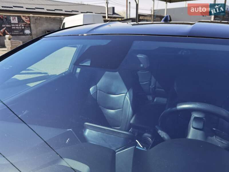 Хетчбек Chevrolet Volt 2016 в Житомирі