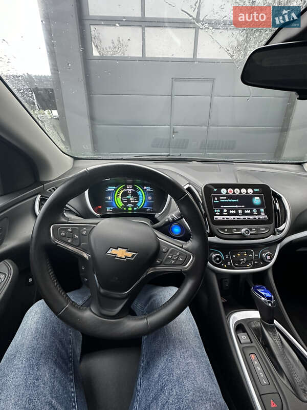 Хетчбек Chevrolet Volt 2016 в Хмельницькому