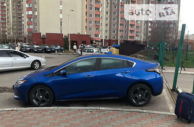 Хетчбек Chevrolet Volt 2016 в Києві