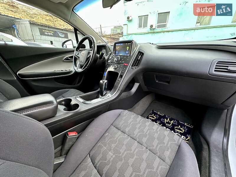 Хэтчбек Chevrolet Volt 2014 в Одессе