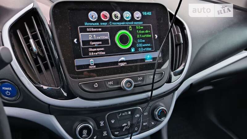 Хэтчбек Chevrolet Volt 2016 в Краматорске
