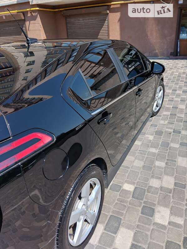 Хетчбек Chevrolet Volt 2013 в Хмельницькому