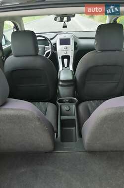 Хэтчбек Chevrolet Volt 2013 в 