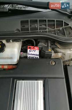 Хэтчбек Chevrolet Volt 2013 в 