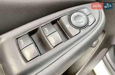 Хэтчбек Chevrolet Volt 2018 в Киеве