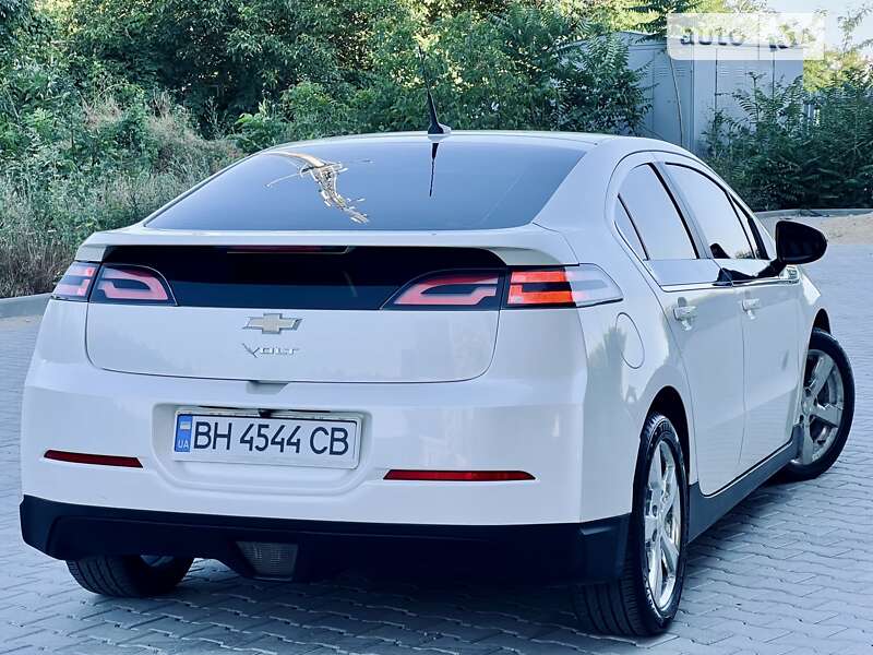 Хэтчбек Chevrolet Volt 2013 в Одессе