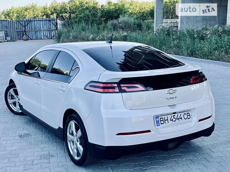 Хэтчбек Chevrolet Volt 2013 в Одессе