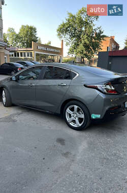 Хэтчбек Chevrolet Volt 2016 в 