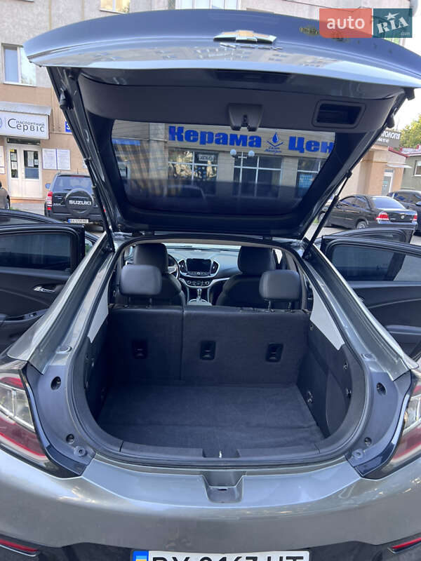 Хетчбек Chevrolet Volt 2016 в Хмельницькому