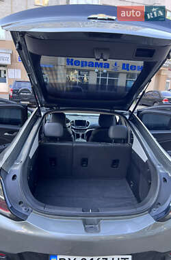 Хэтчбек Chevrolet Volt 2016 в 
