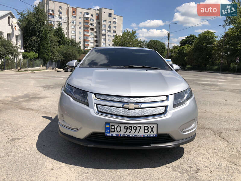 Хэтчбек Chevrolet Volt 2014 в Тернополе
