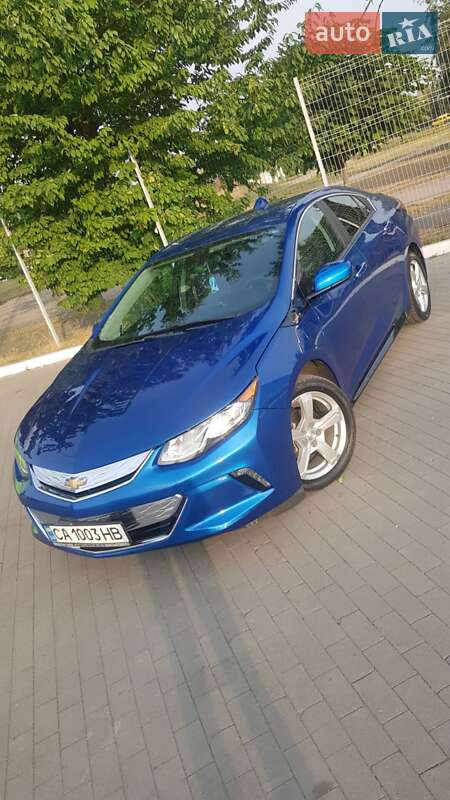 Хэтчбек Chevrolet Volt 2015 в 