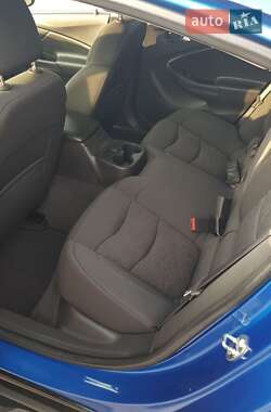 Хэтчбек Chevrolet Volt 2015 в 