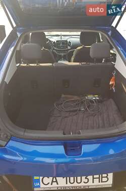 Хэтчбек Chevrolet Volt 2015 в 