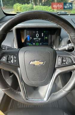 Хетчбек Chevrolet Volt 2014 в Києві