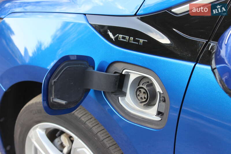 Хетчбек Chevrolet Volt 2018 в Дніпрі
