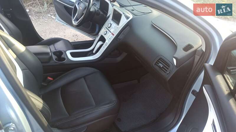 Хэтчбек Chevrolet Volt 2012 в Одессе